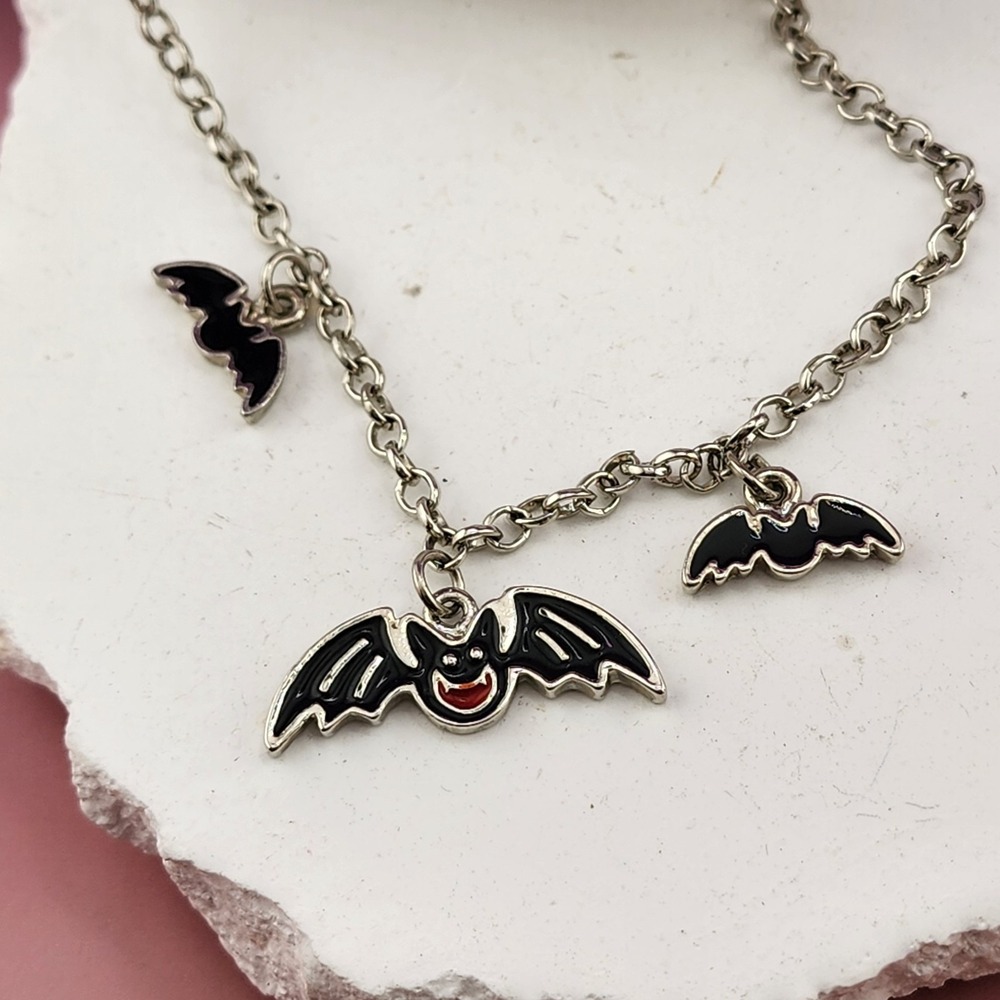 Black Enamel Bat Charm Necklace Silver Tone Gothic Halloween Vampire Jewelry